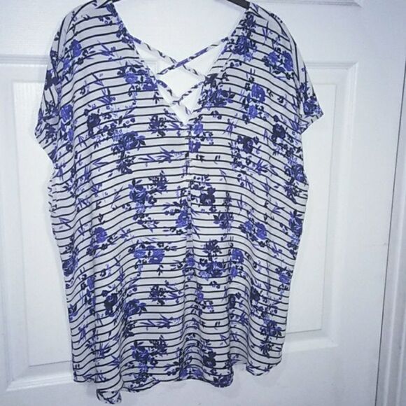 Torrid Floral Georgette Crossback Grommet Sleeveless Floral Top‎ Tank 4X - Picture 2 of 10